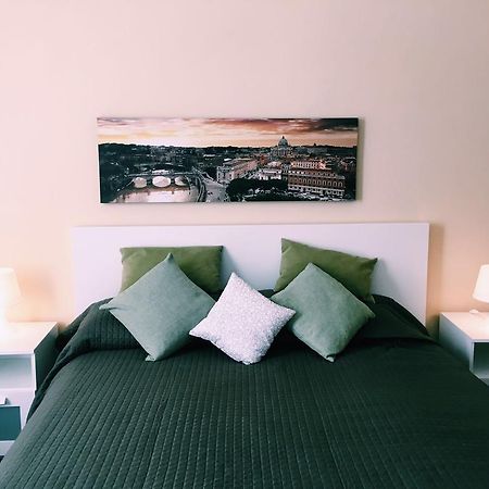 4 You City Center Apartament ローマ エクステリア 写真