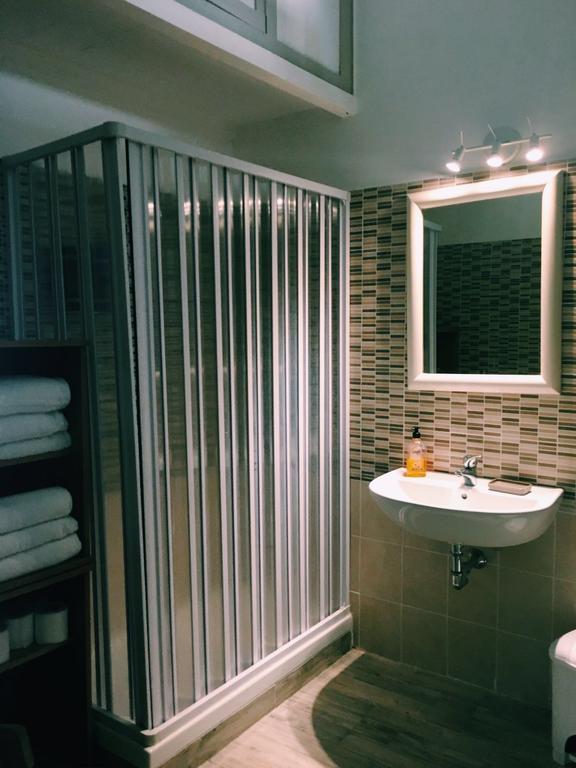 4 You City Center Apartament ローマ エクステリア 写真